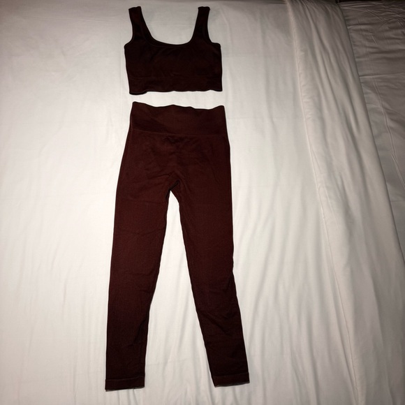 Women's Brown Activewear Set size medium - Picture 2 of 5